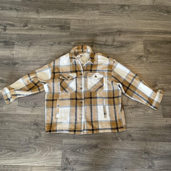 Vintage Tops - vintage boxy flannel jacket